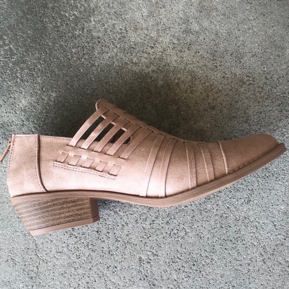 LAST 2, Size 8! Qupid tan slip on woven bootie - Picture 2 of 6